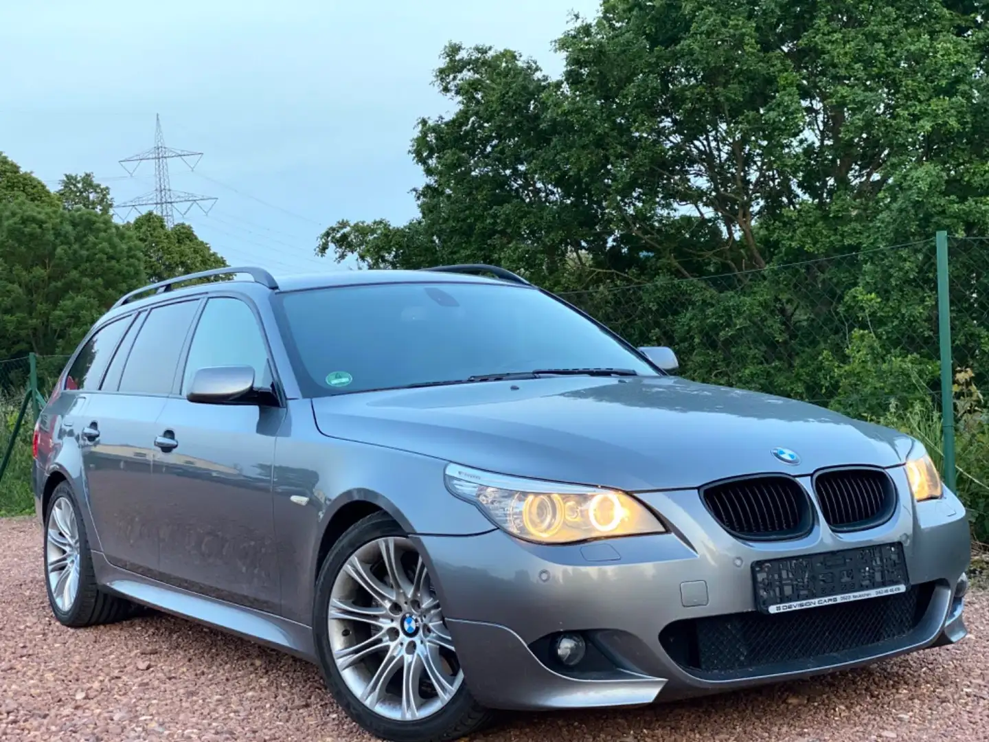 BMW 530 Touring 530d Edition Exclusive*M-Paket* Gri - 1