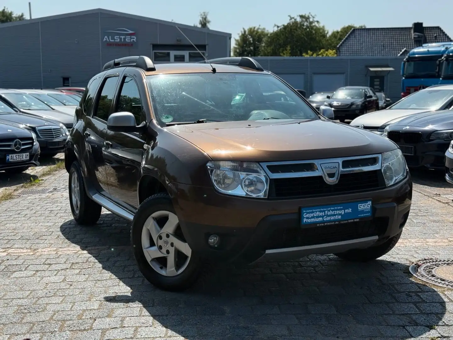 Dacia Duster 1,6 Prestige 4x2 Leder Braun - 1