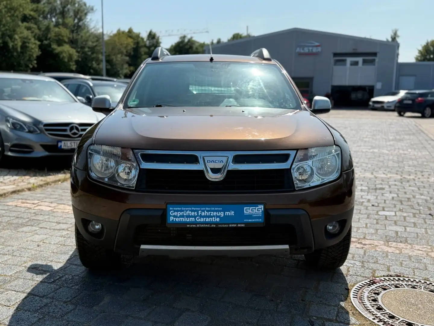 Dacia Duster 1,6 Prestige 4x2 Leder Braun - 2