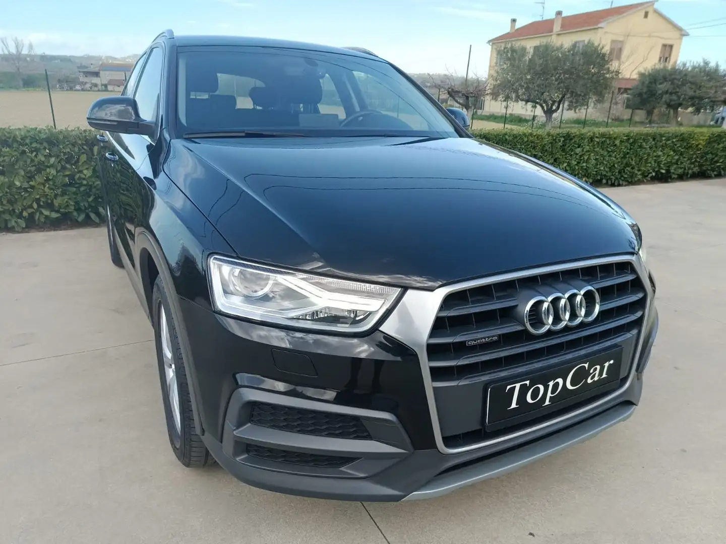 Audi Q3 Q3 2.0 tdi Young 120cv Nero - 2