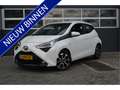Toyota Aygo 1.0 VVT-i x-play | Carplay/Camera/Airco | Met 12 m Blanc - thumbnail 1