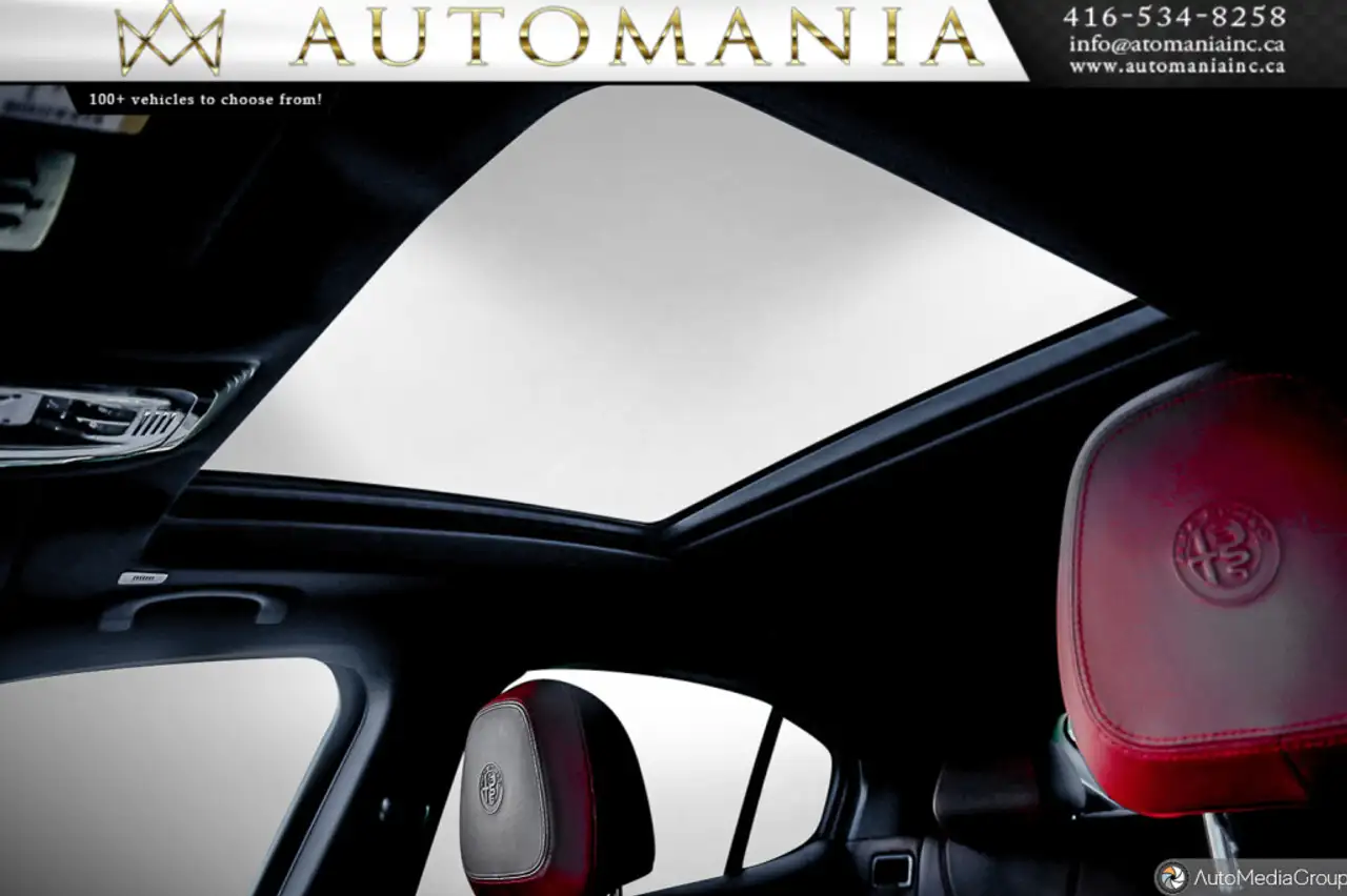 Alfa Romeo Stelvio снимка Alfa Romeo Stelvio
