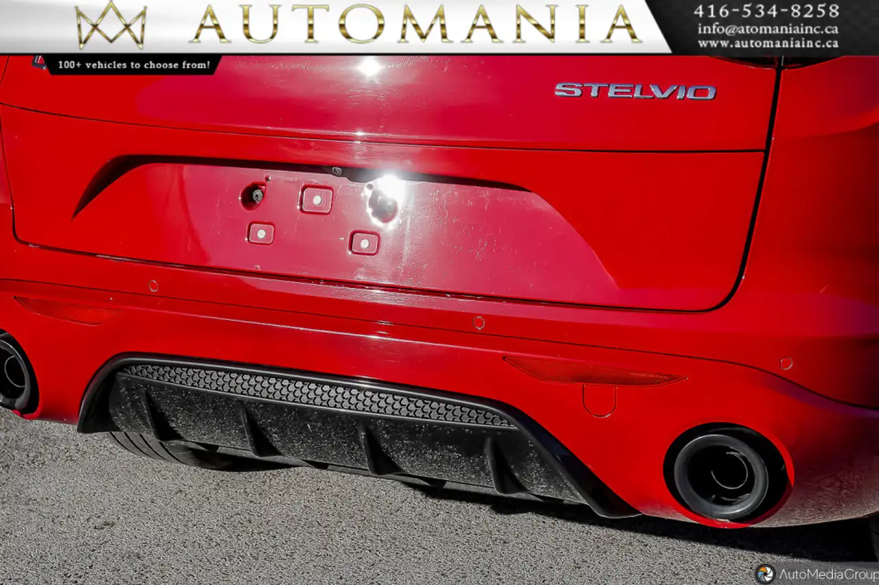 Alfa Romeo Stelvio снимка Alfa Romeo Stelvio