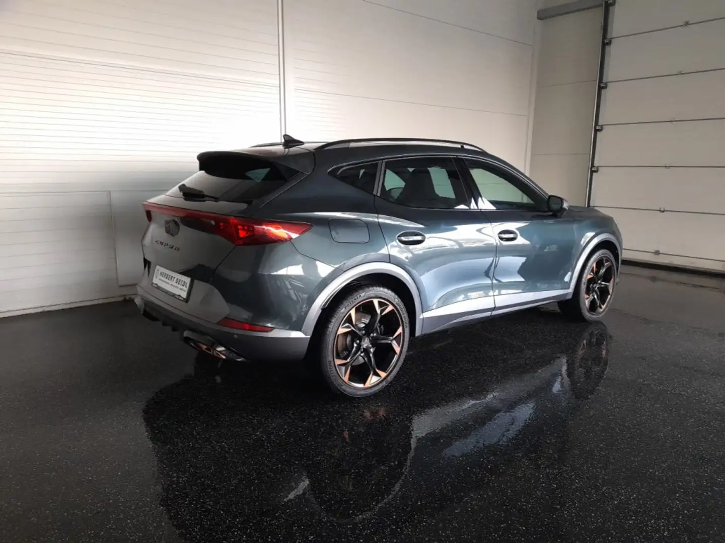 CUPRA Formentor VZ PHEV 150/245 DSG *SKY / 19“ / KUPFER / SUPERSPORT LENKRAD / DCC / VOLL-LED / NAVI / MEMORY / E-KLAPPE* Grün - 2