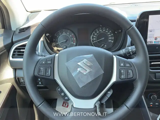 Suzuki S-Cross view 8