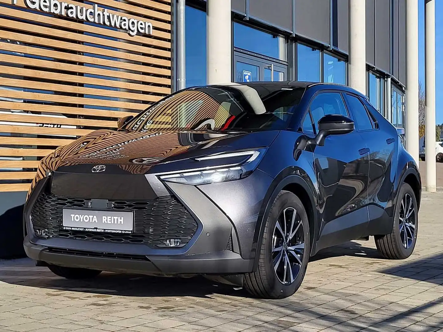 Toyota C-HR 1.8 Hybrid Team Deutschland - Technik Paket Gris - 1