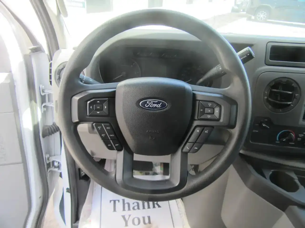 Ford E-450 fotografie Ford E-450