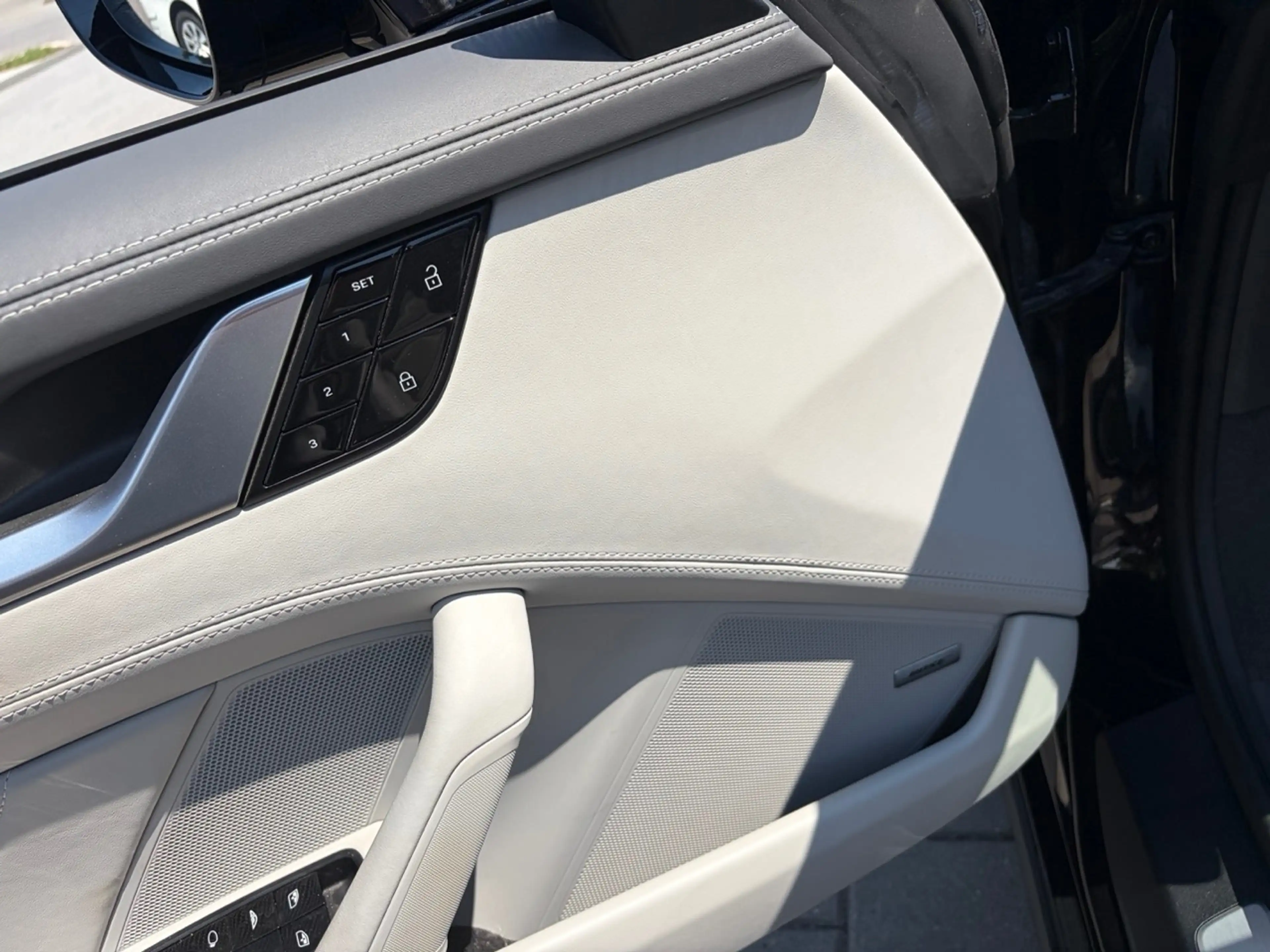 Porsche 911 Turbo S Cabriolet Garantie 1. Besitz nur 10.900km — photo 14