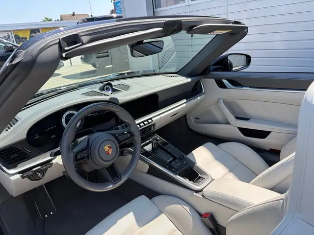 Porsche 911 Turbo S Cabriolet Garantie 1. Besitz nur 10.900km Ansicht 14