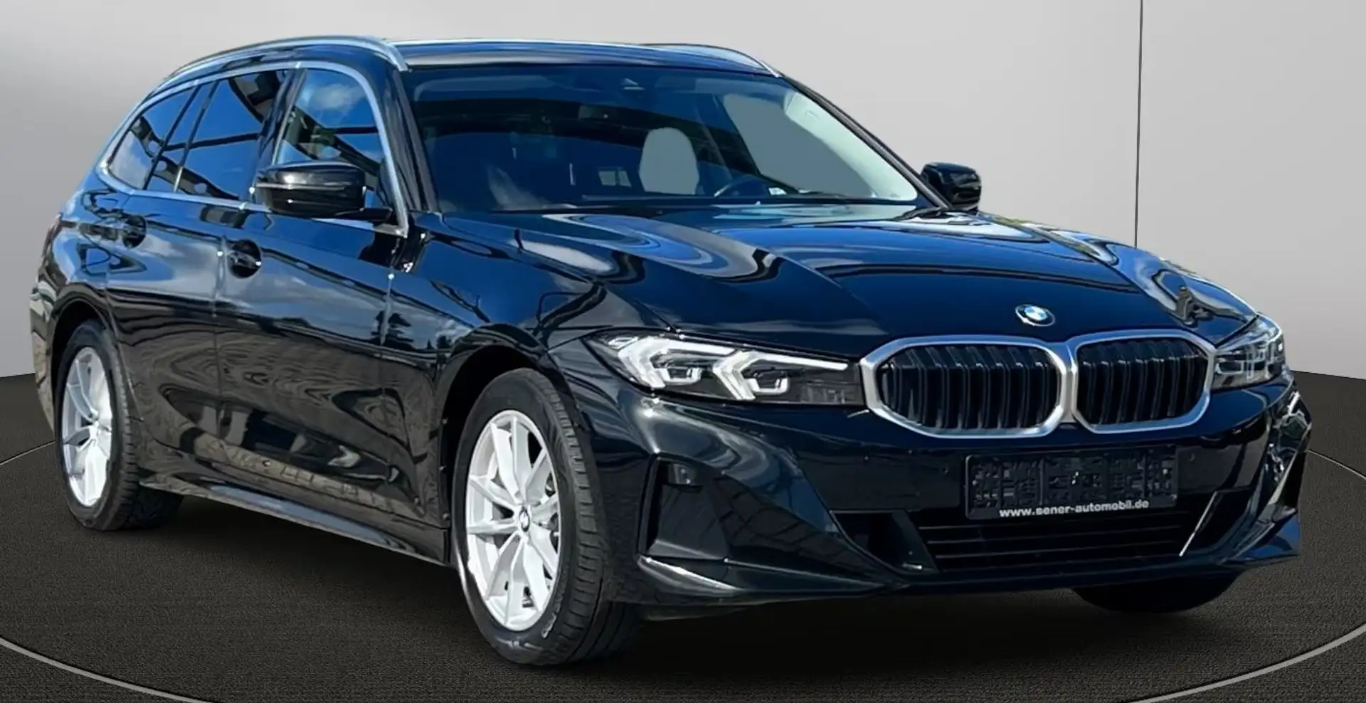 BMW 318 restyling 2023 150cv cambio automatico Noir - 1