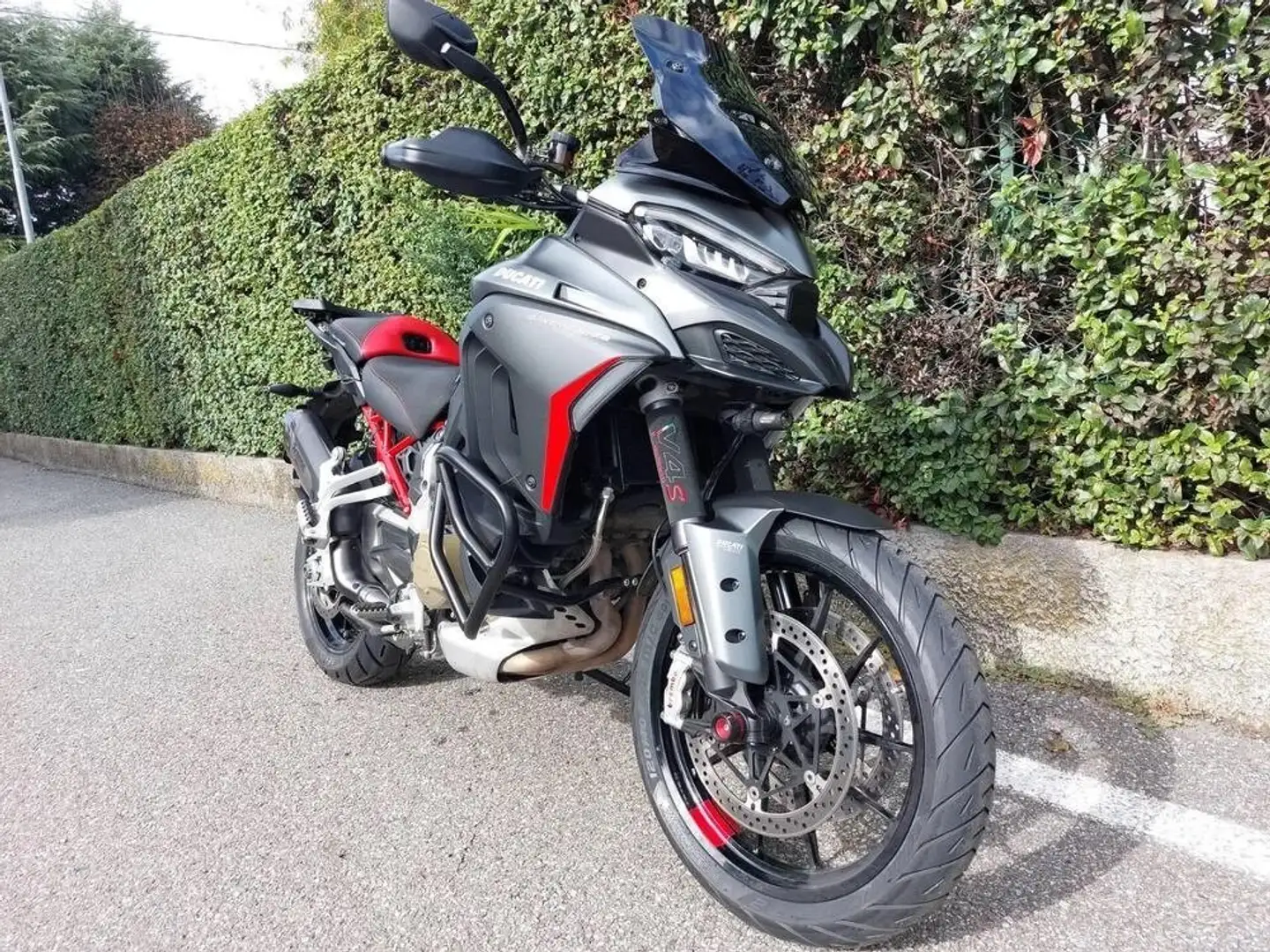 Ducati Multistrada V4 S Grigio - 2