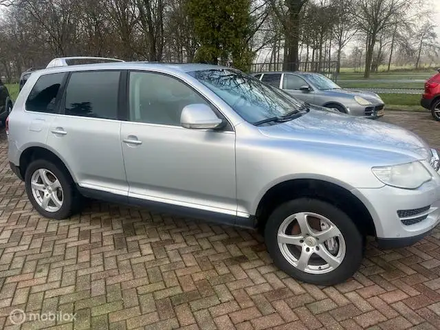 Volkswagen Touareg 3.0 TDI HEEFT LANG STIL GESTAAN LOOPT NIET MOTOR D