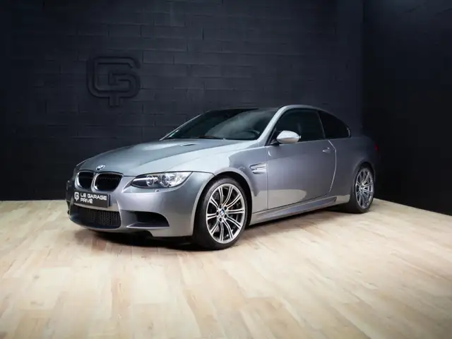 BMW M3 (E92M) M3 420CH DKG M3 420CH DKG TOIT CARBONE / ORIGINE FRANCE / ENTRETIEN BMW / ETAT C