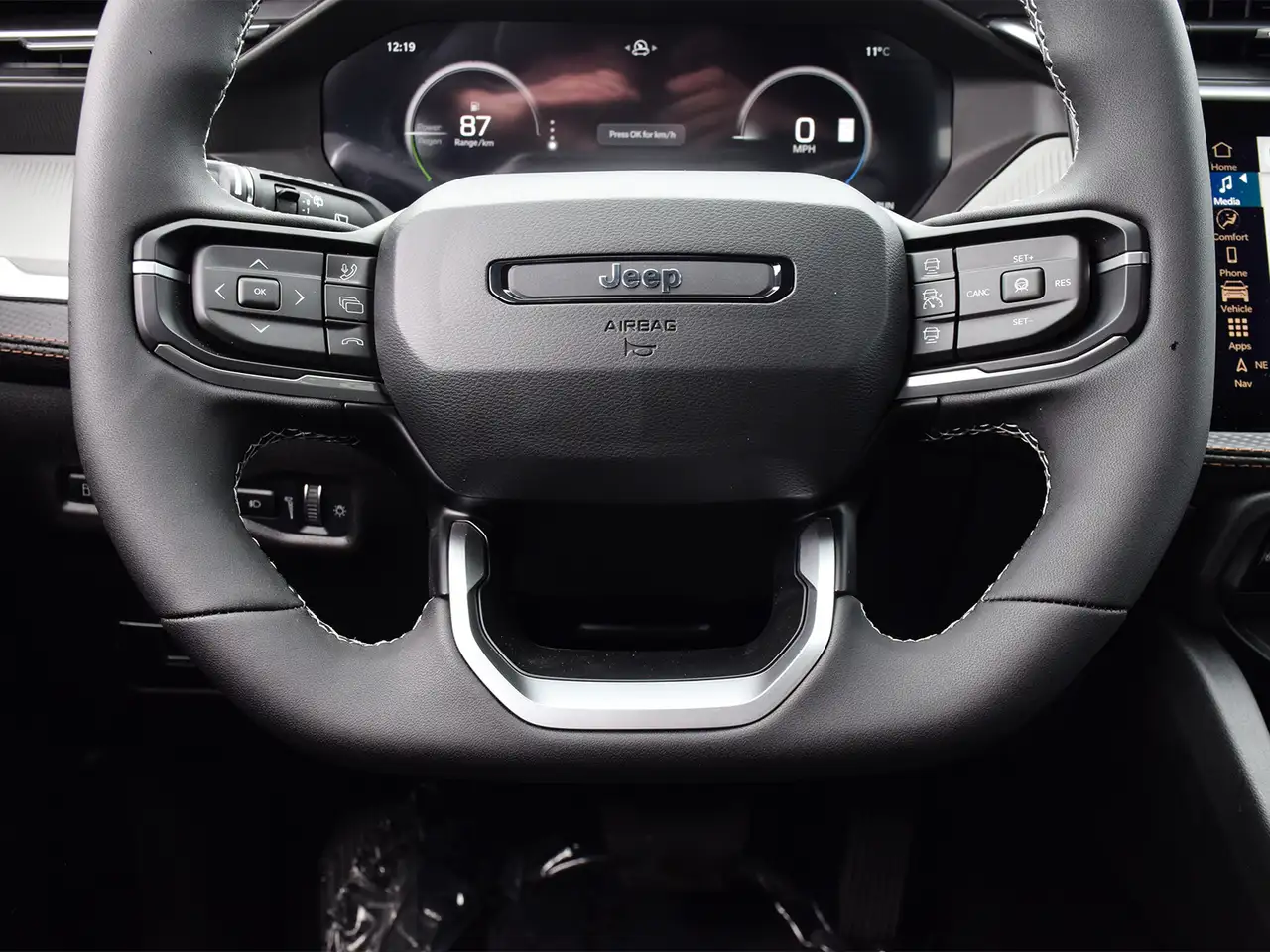 Jeep Cherokee снимка Jeep Cherokee