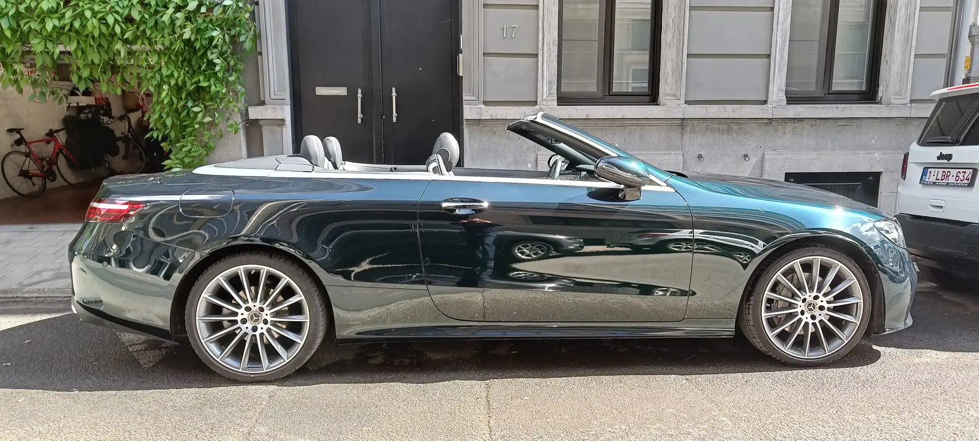 Mercedes-Benz E 200 E 200 Cabrio 9G-TRONIC Avantgarde Vert - 1