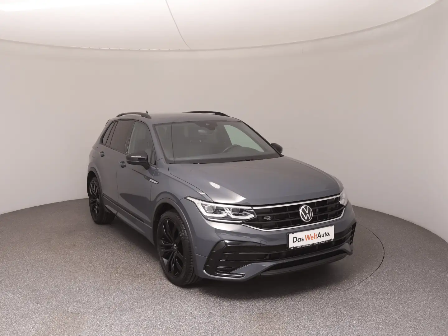 Volkswagen Tiguan R-Line TSI DSG Grau - 2