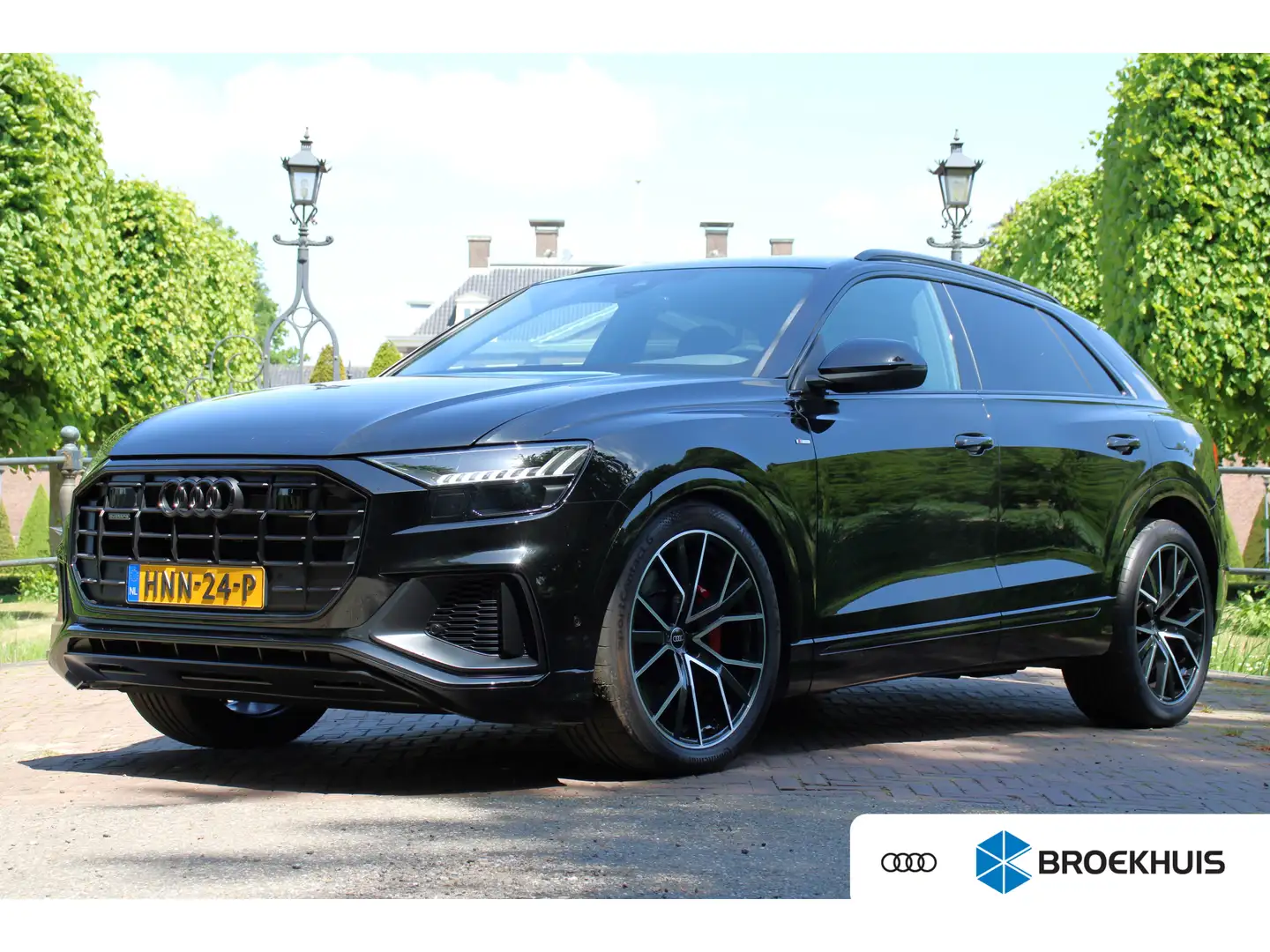 Audi Q8 60 TFSIe QUATTRO S Competition TREKHAAK ELEKTR | E Noir - 1