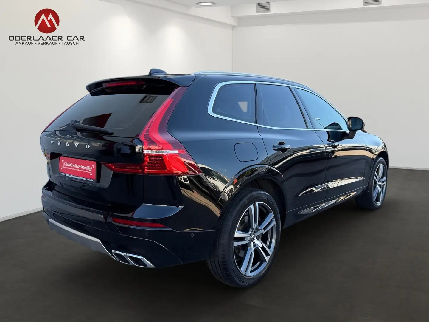 Volvo XC60 2.0 Momentum AWD Noir - 2