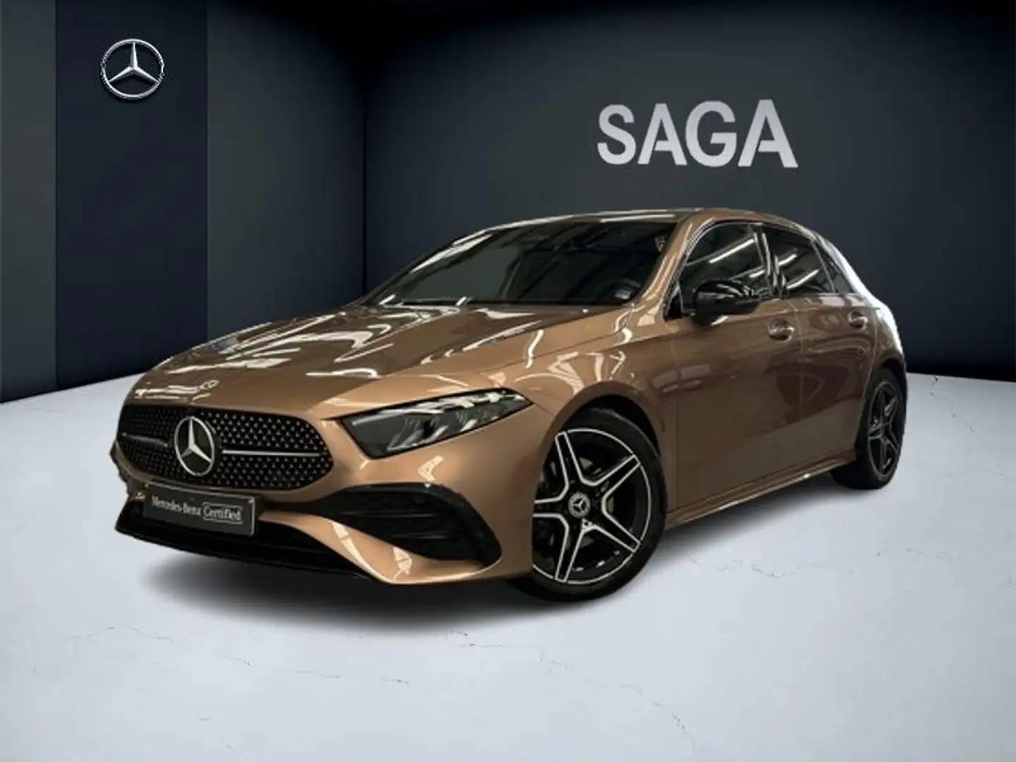 Mercedes-Benz A 180 AMG Line - 1