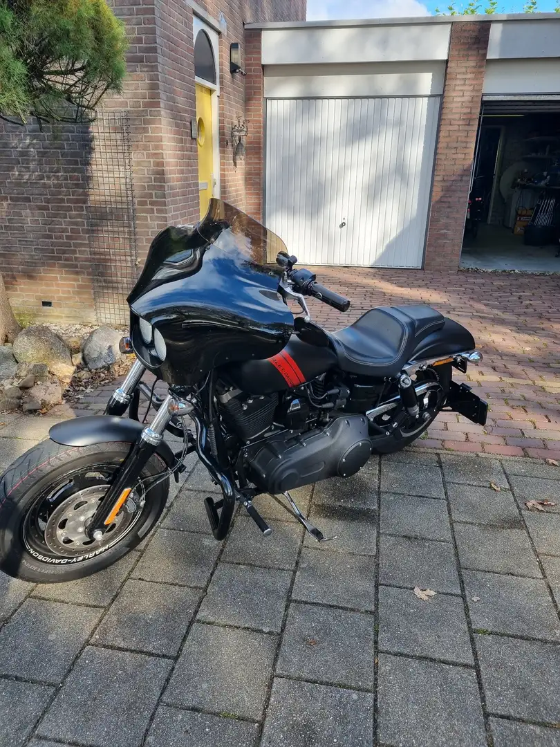 Harley-Davidson Dyna Fat Bob Zwart - 2