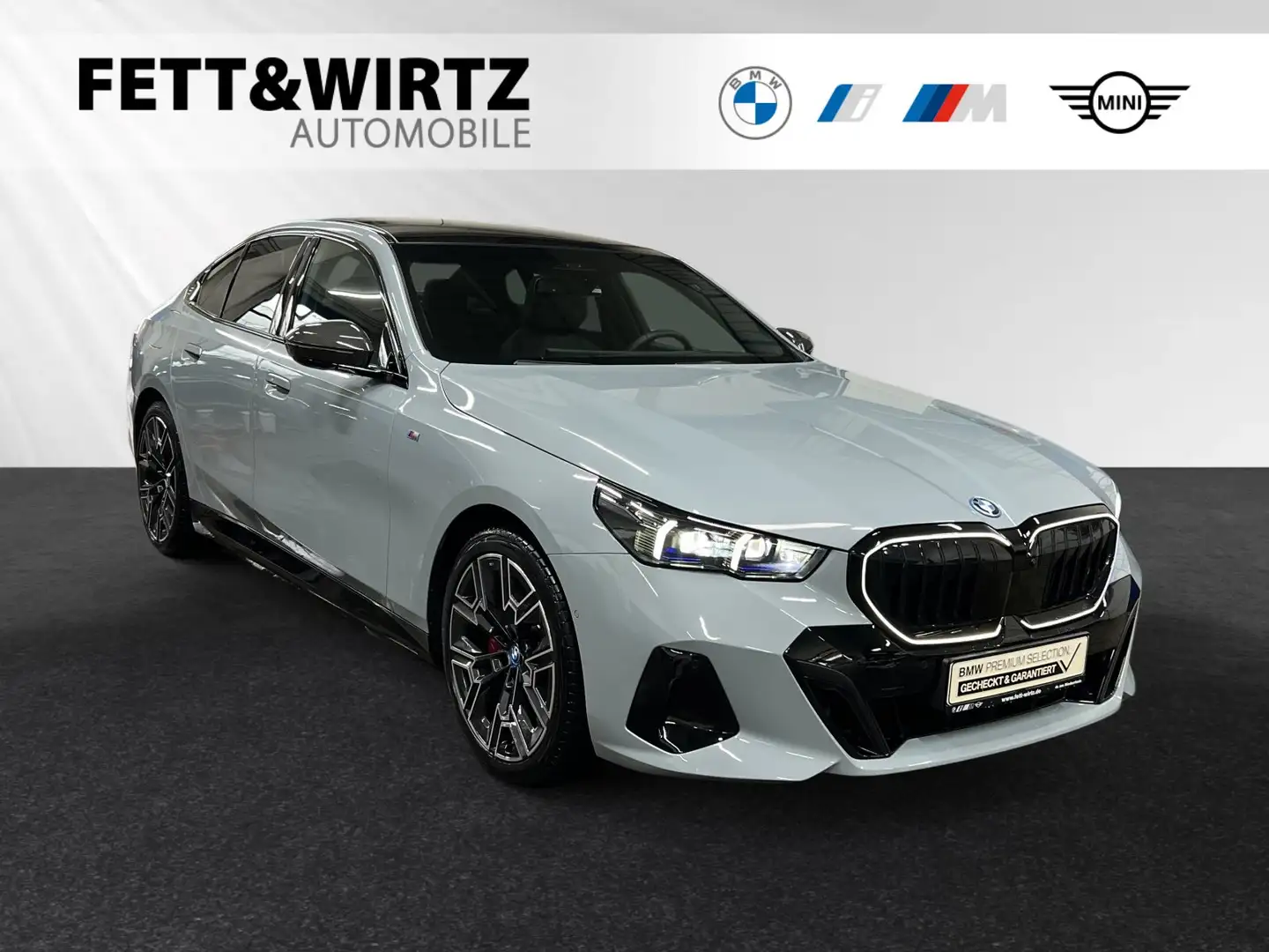 BMW 530 e xDrive M Sport Pro|AHK|Pano|B&W Grau - 1