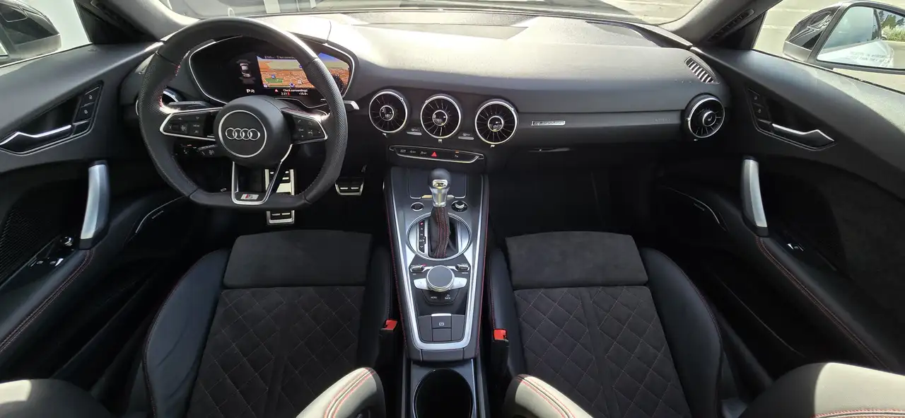 Audi TT снимка Audi TT