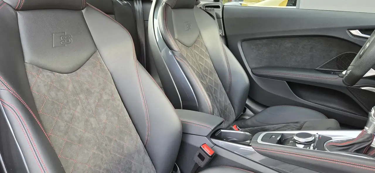 Audi TT снимка Audi TT