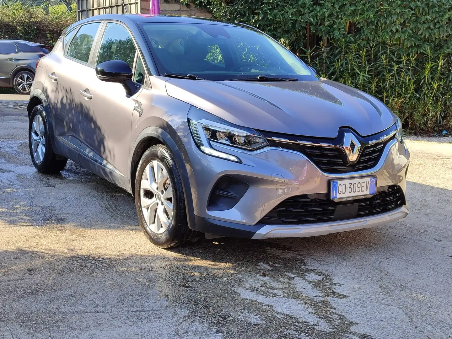 Renault Captur 1.0 tce Business Gpl 100cv Unicop "OK NEOPAT" Gris - 2