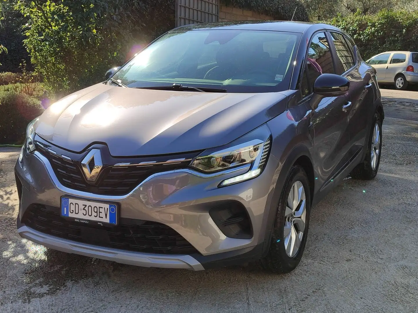 Renault Captur 1.0 tce Business Gpl 100cv Unicop "OK NEOPAT" Grigio - 1