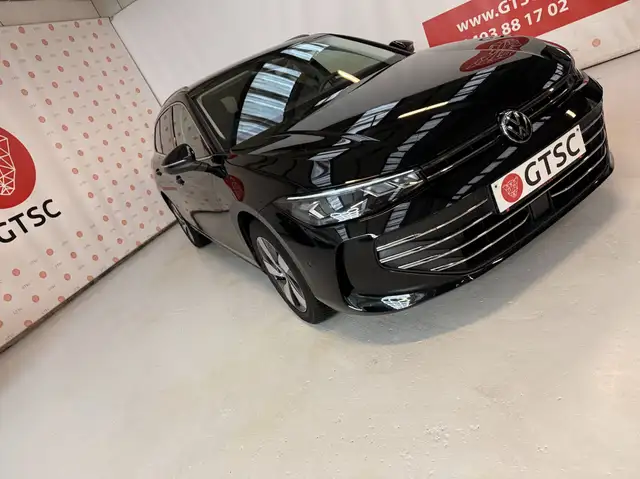 Volkswagen Passat view 7