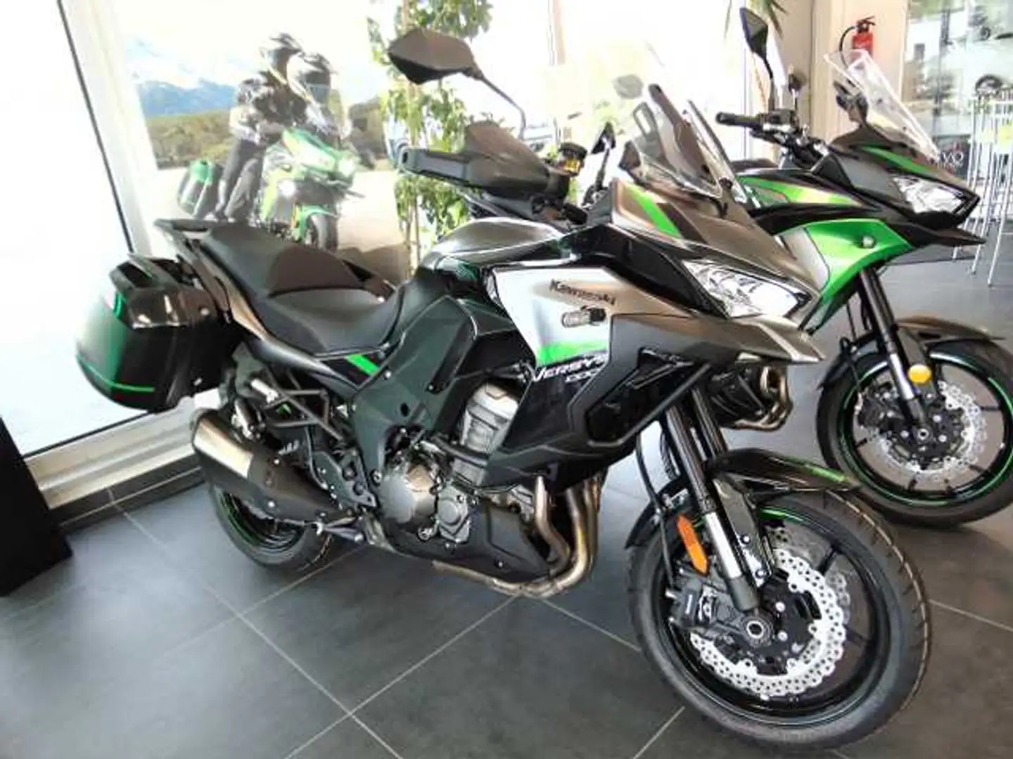 Kawasaki Versys 1000 Versys 1000 Tourer Grau - 2