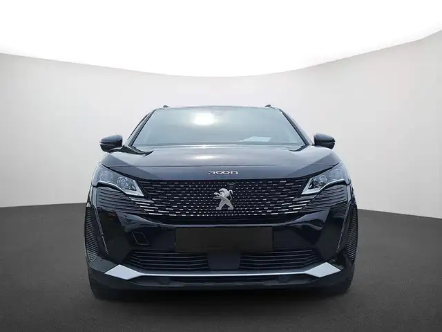 Peugeot 3008 view 3
