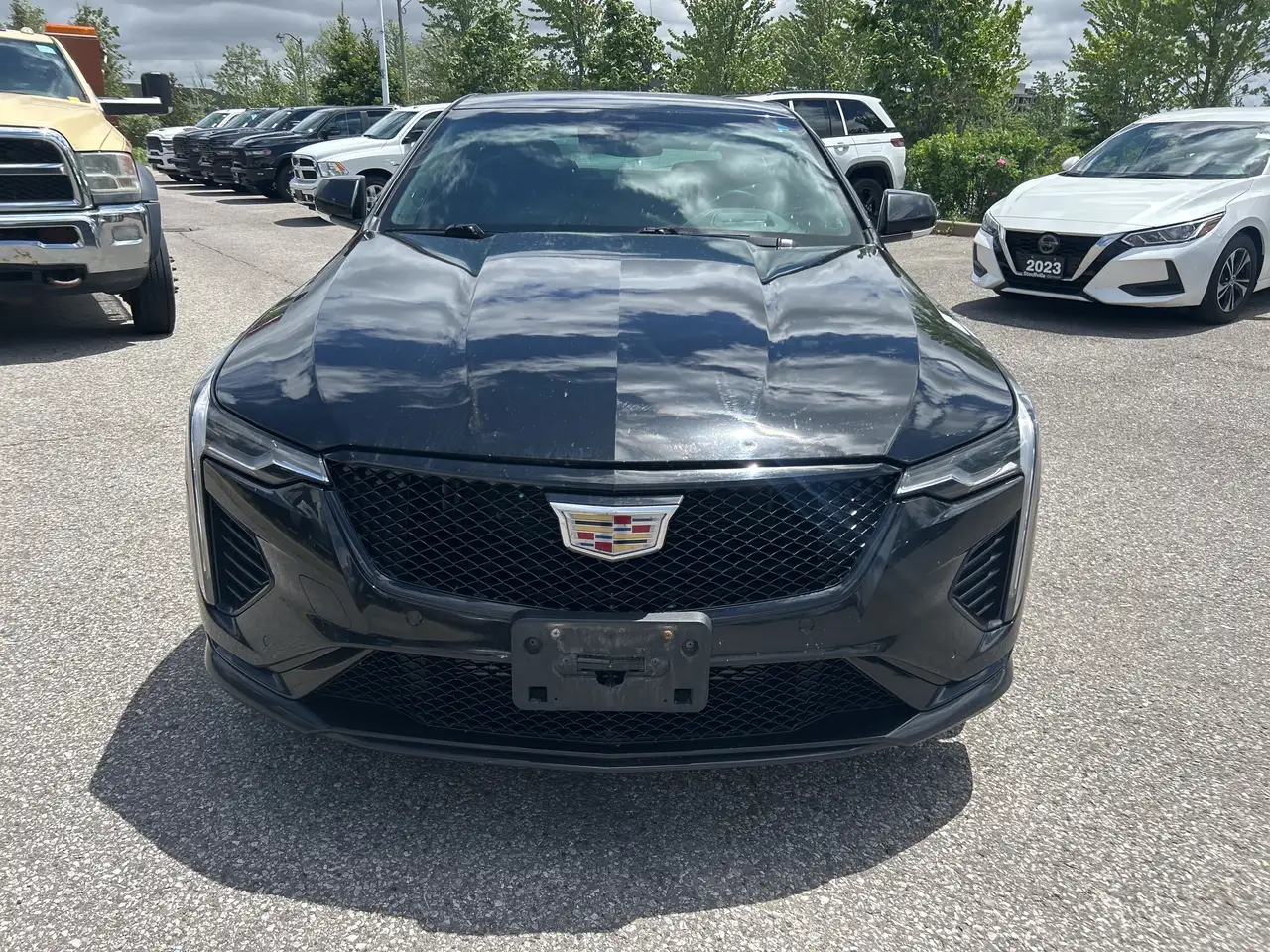 Cadillac CT4-V снимка Cadillac CT4-V