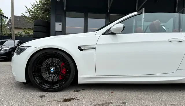 BMW M3 view 9