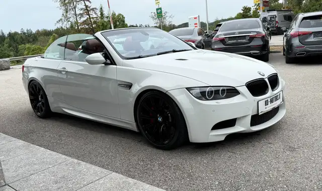 BMW M3 view 3