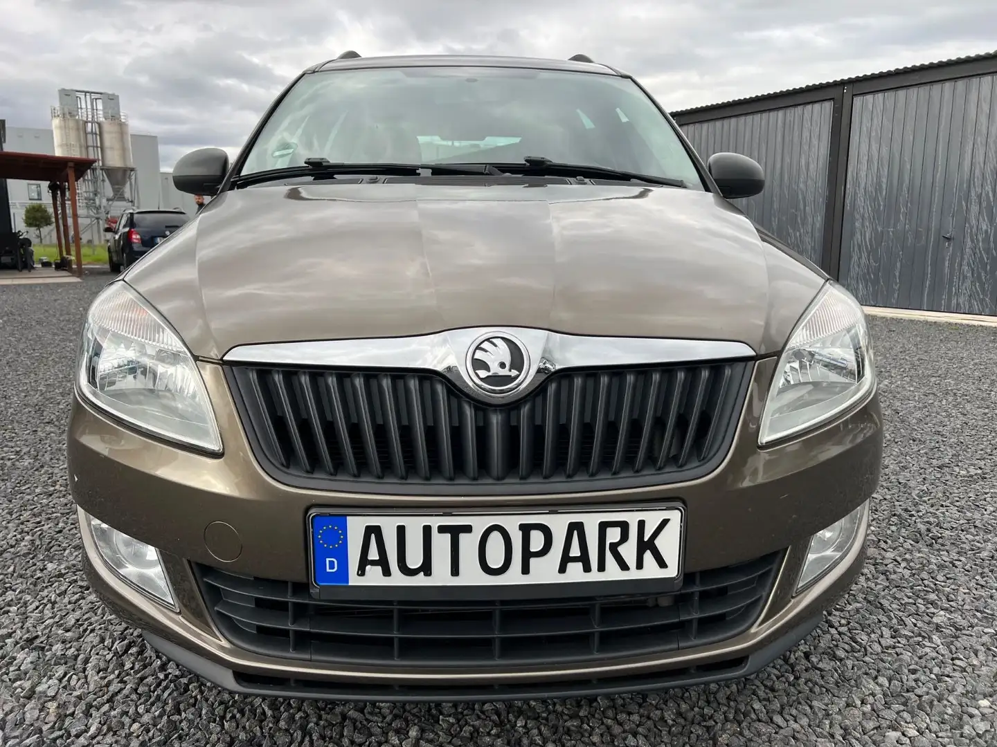 Skoda Roomster Active Plus Edition*KLIMA*1.HD*50TKM* Braun - 2