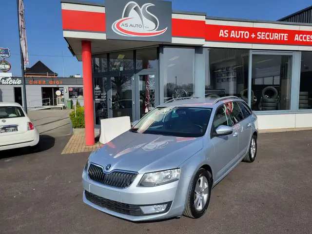 Skoda Octavia Berline 5P 1.6 CR TDi 110cv 6V Ambition