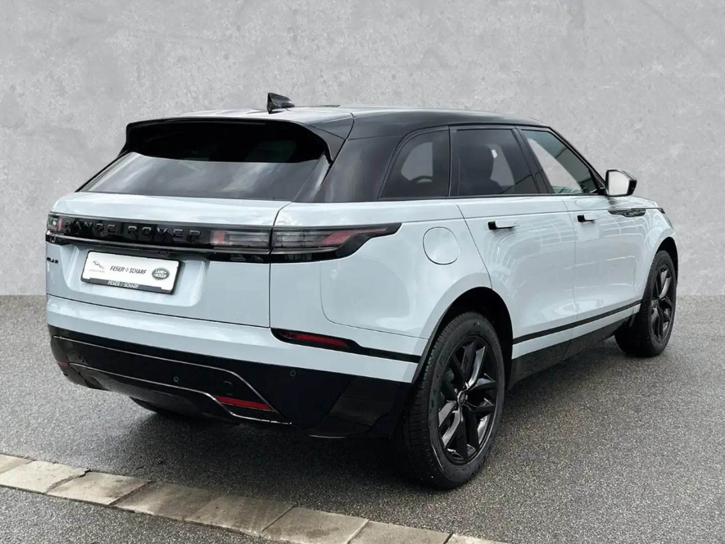 Land Rover Range Rover Velar Dynamic SE D200 Black-P. Winter-P. Fahras.-P. Grau - 2