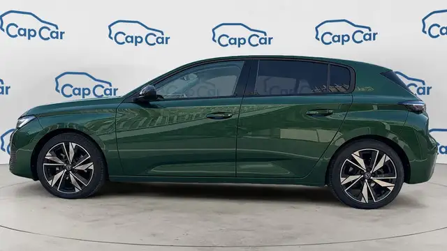 Peugeot 308 view 2