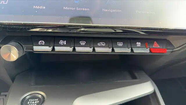 Peugeot 308 view 13