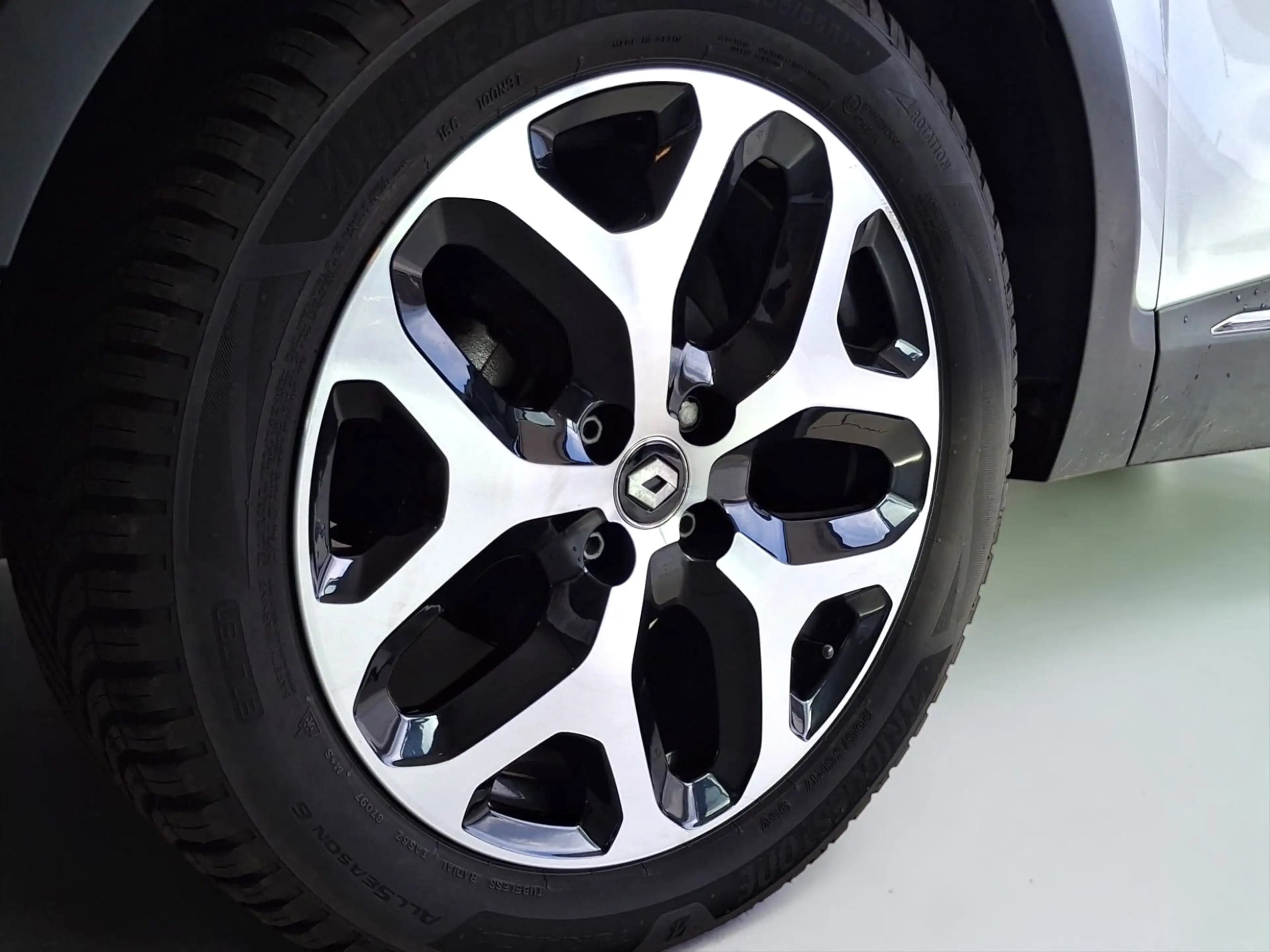 Renault Captur Intens ANDROID AUTO NAVI CAMERA — photo 10