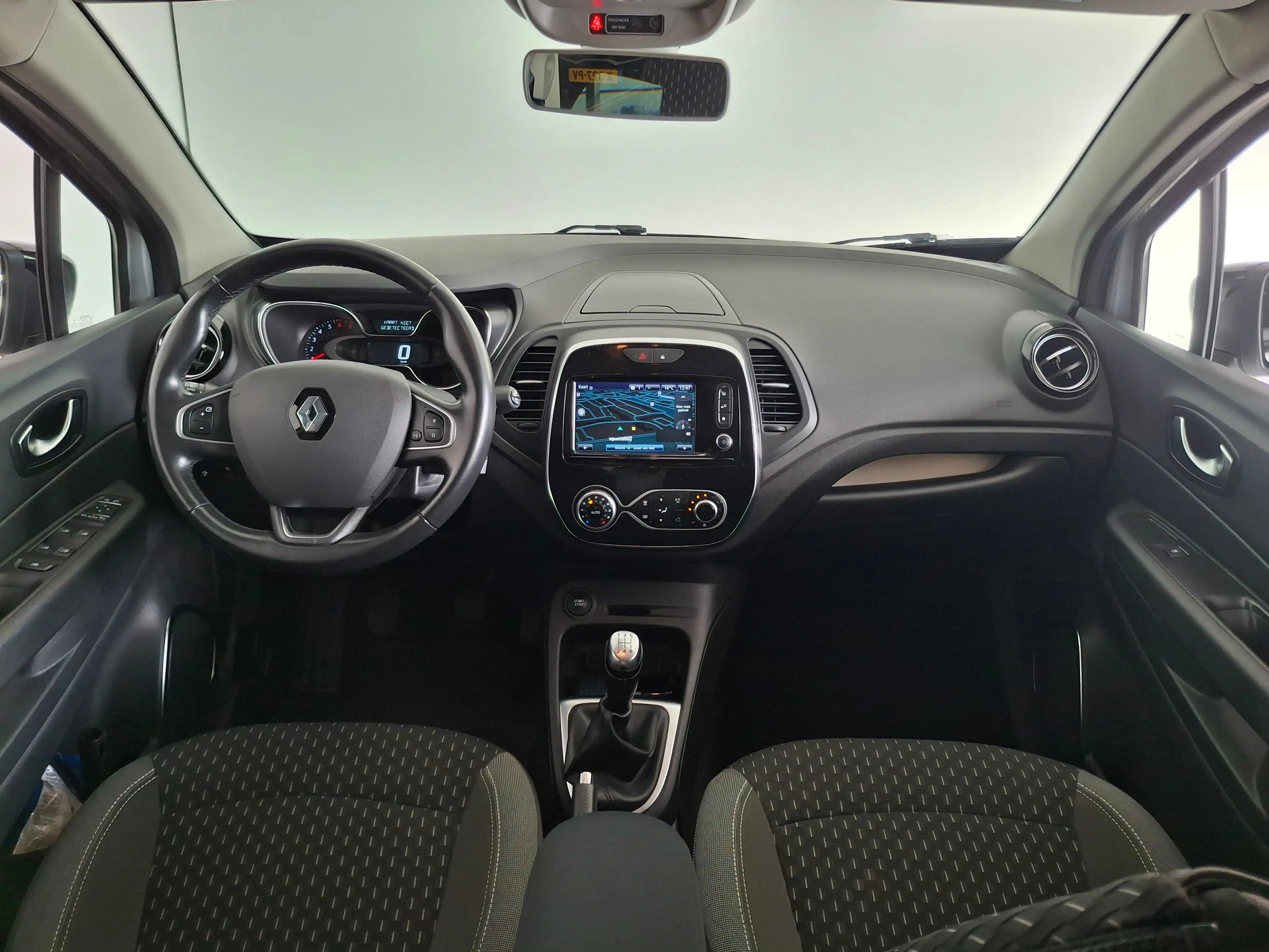 Renault Captur Intens ANDROID AUTO NAVI CAMERA — photo 4