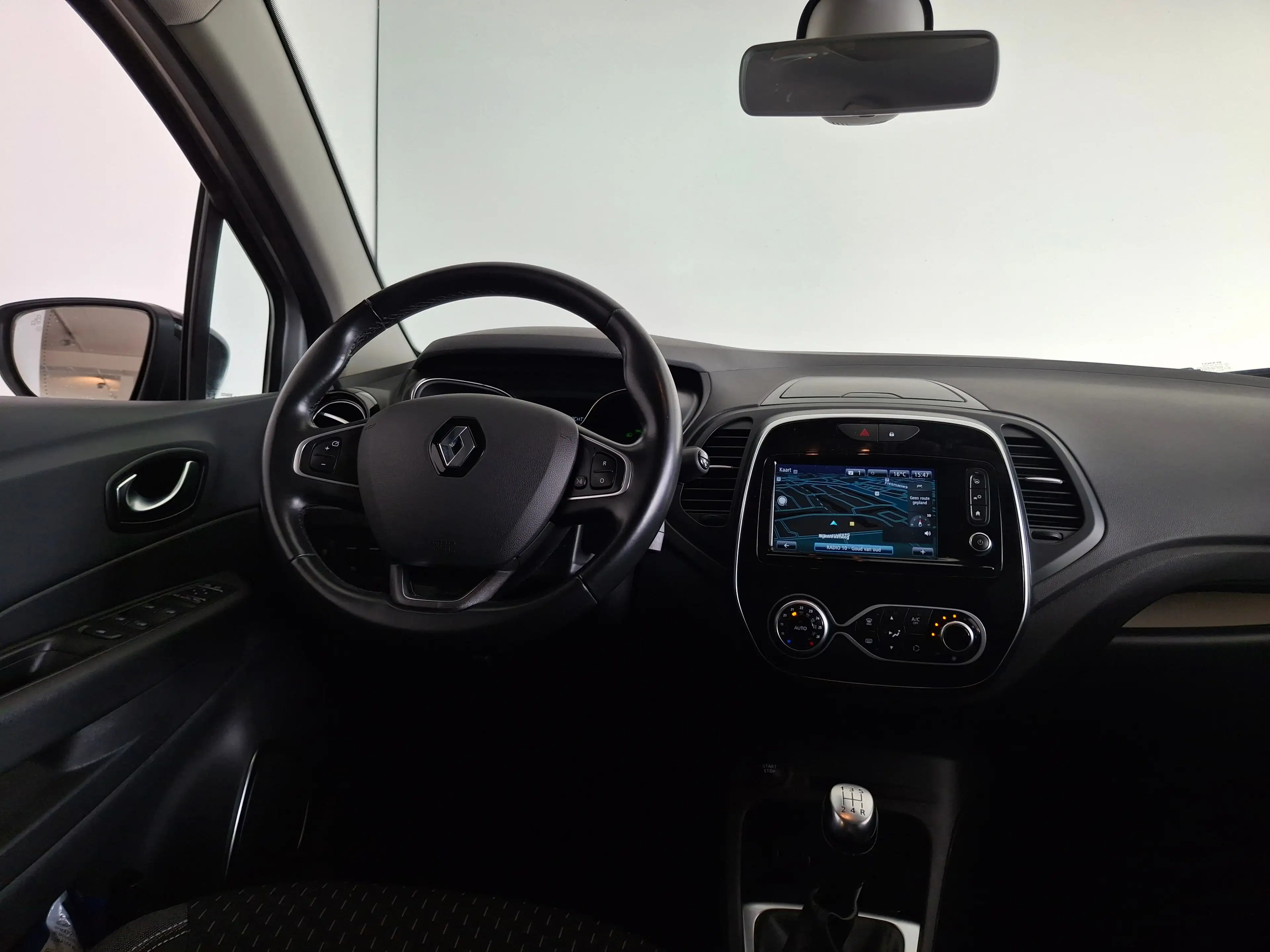 Renault Captur Intens ANDROID AUTO NAVI CAMERA — photo 14