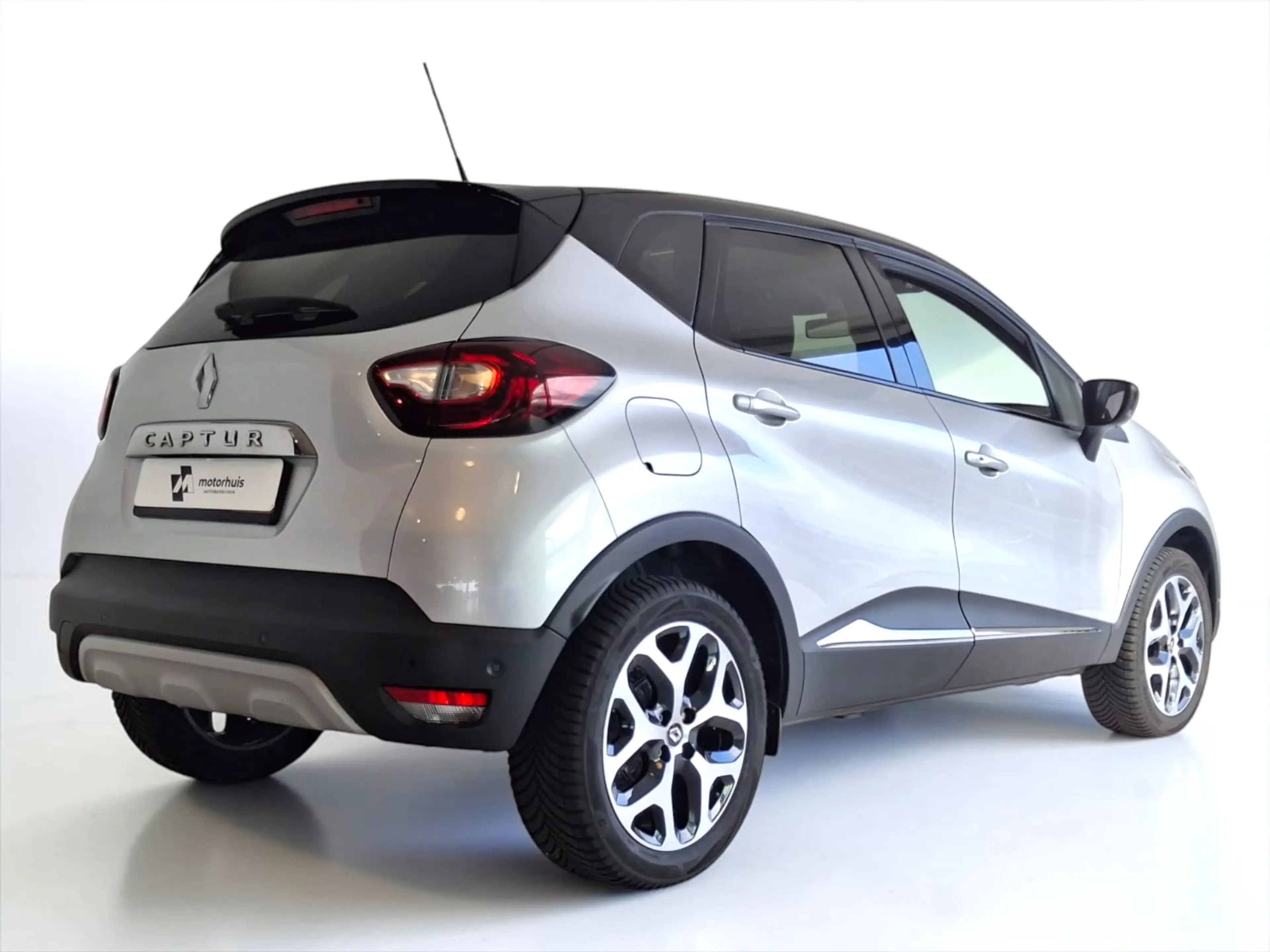 Renault Captur Intens ANDROID AUTO NAVI CAMERA — photo 2