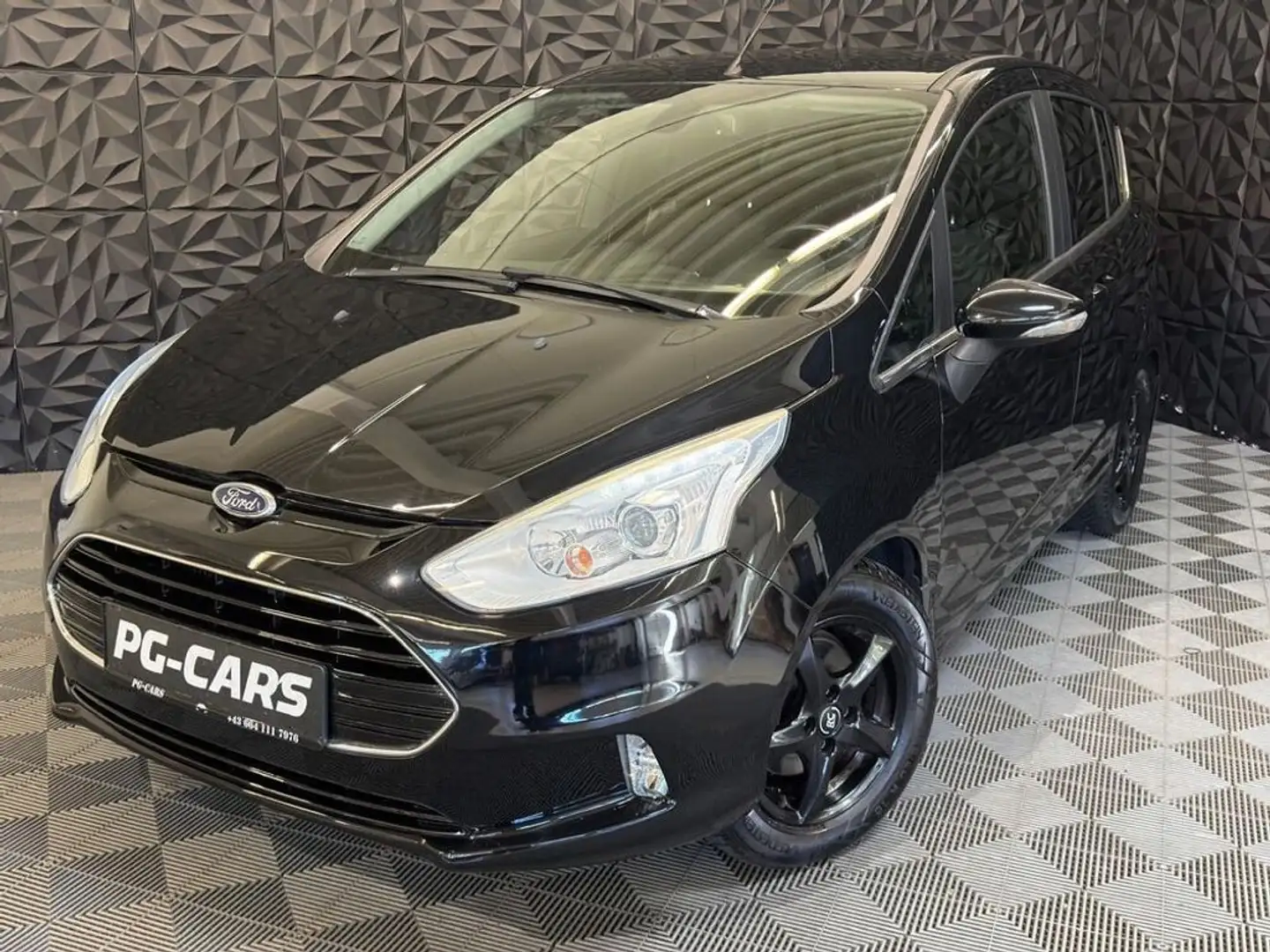 Ford B-Max 1.0 EcoBoost Titanium Schwarz - 1