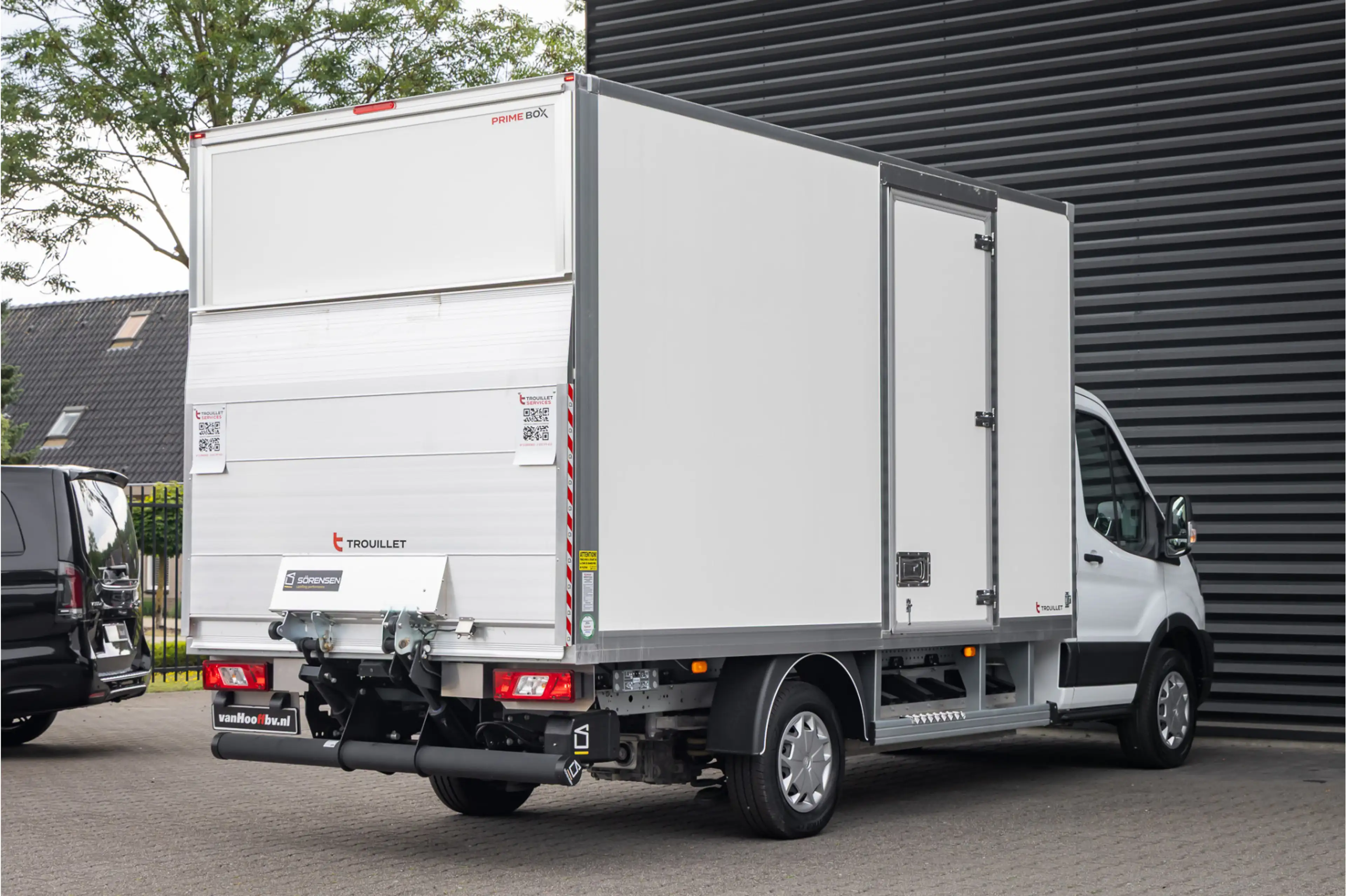 Ford E-Transit Bakwagen met laadklep Rolstops — photo 19