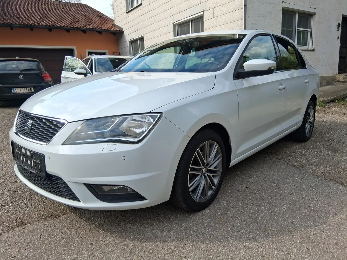 SEAT Toledo Toledo 1,4 TDI CR Executive Start-Stopp Executive Weiß - 1