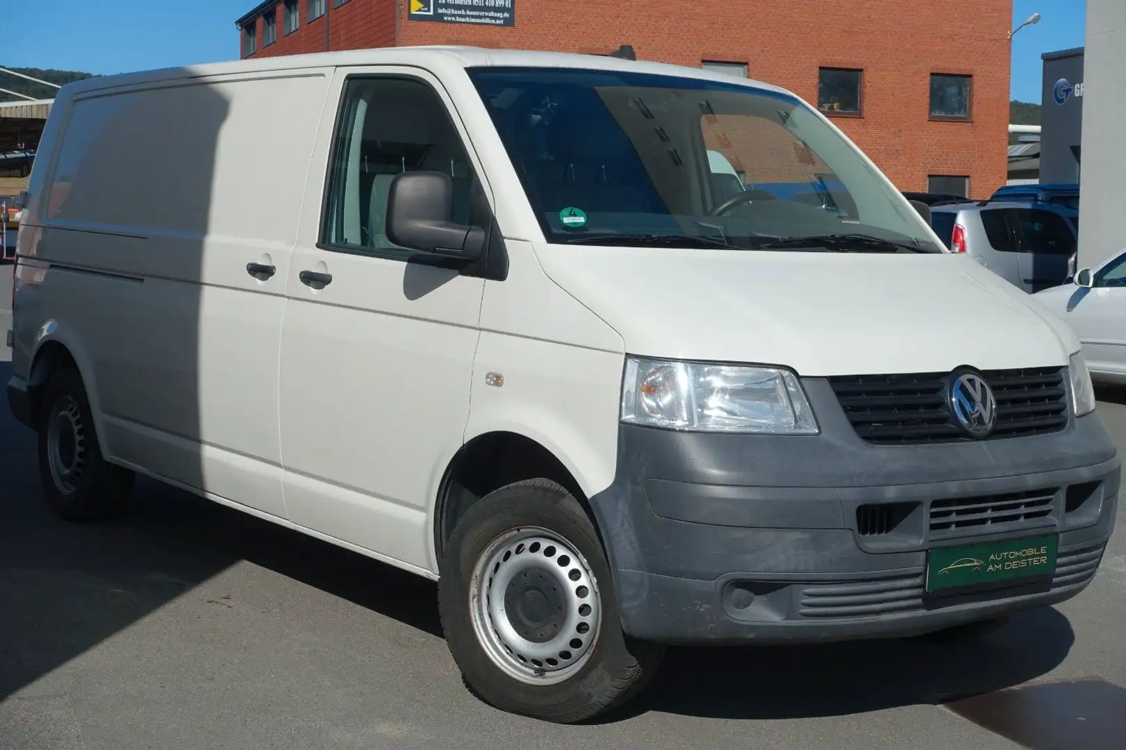Volkswagen T5 Transporter Kasten-Kombi lang*AHK*3-SITZE*TÜV Grau - 2