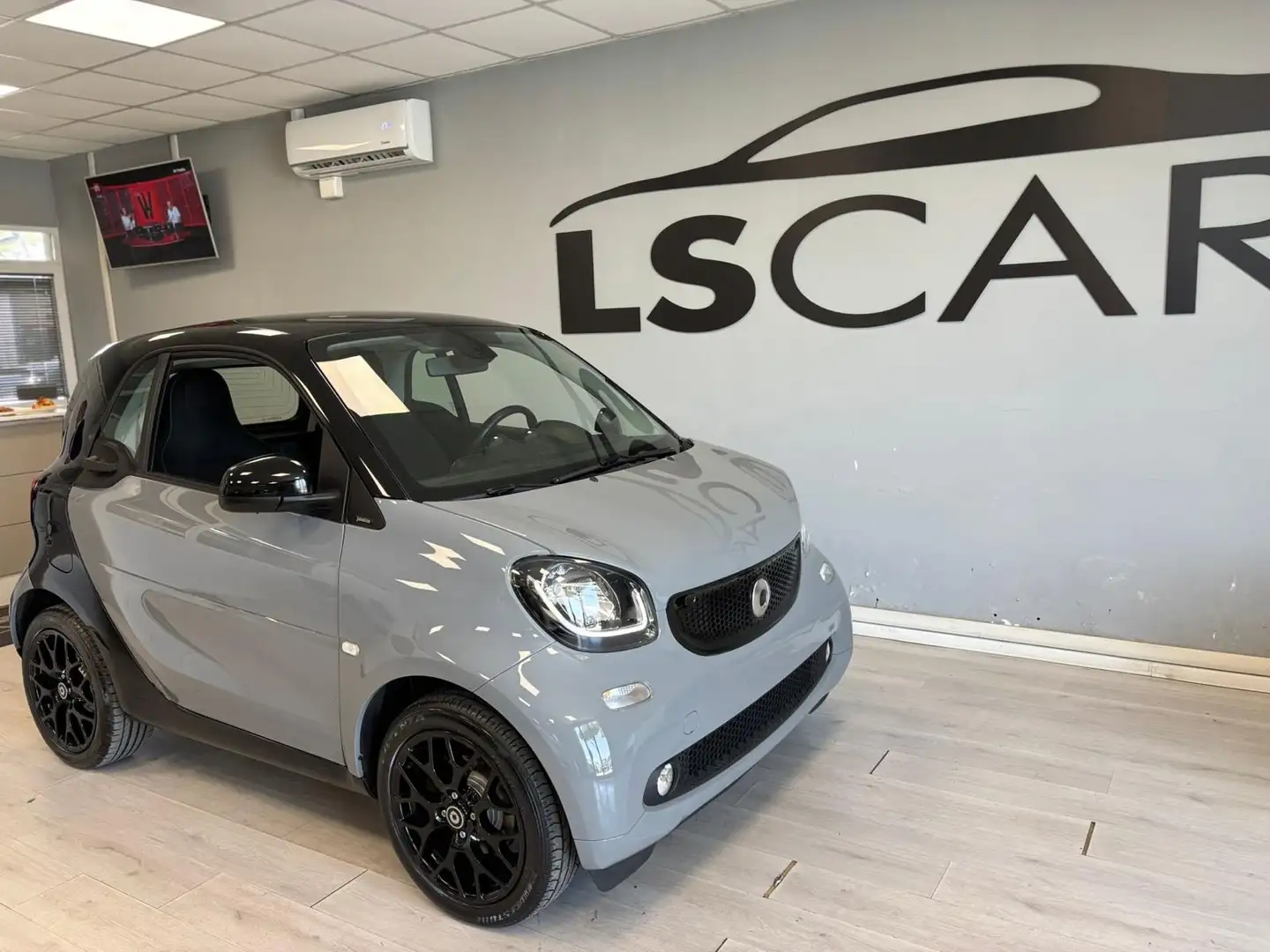 smart forTwo 1.0 Passion 71cv UNIPRO~PROMO~FINANZIAMENTO Grigio - 1