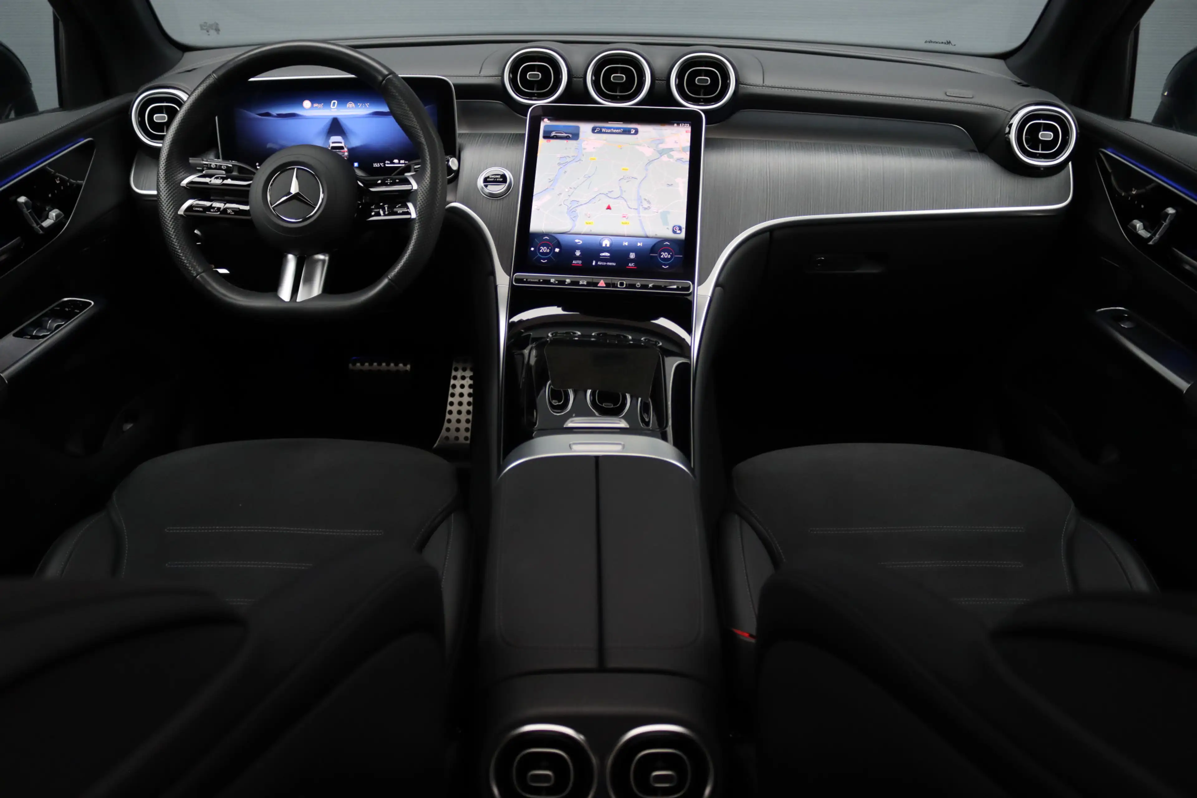 Mercedes-Benz GLC 400 400e 4MATIC AMG Line | Airmatic | Achterasbesturin — photo 2